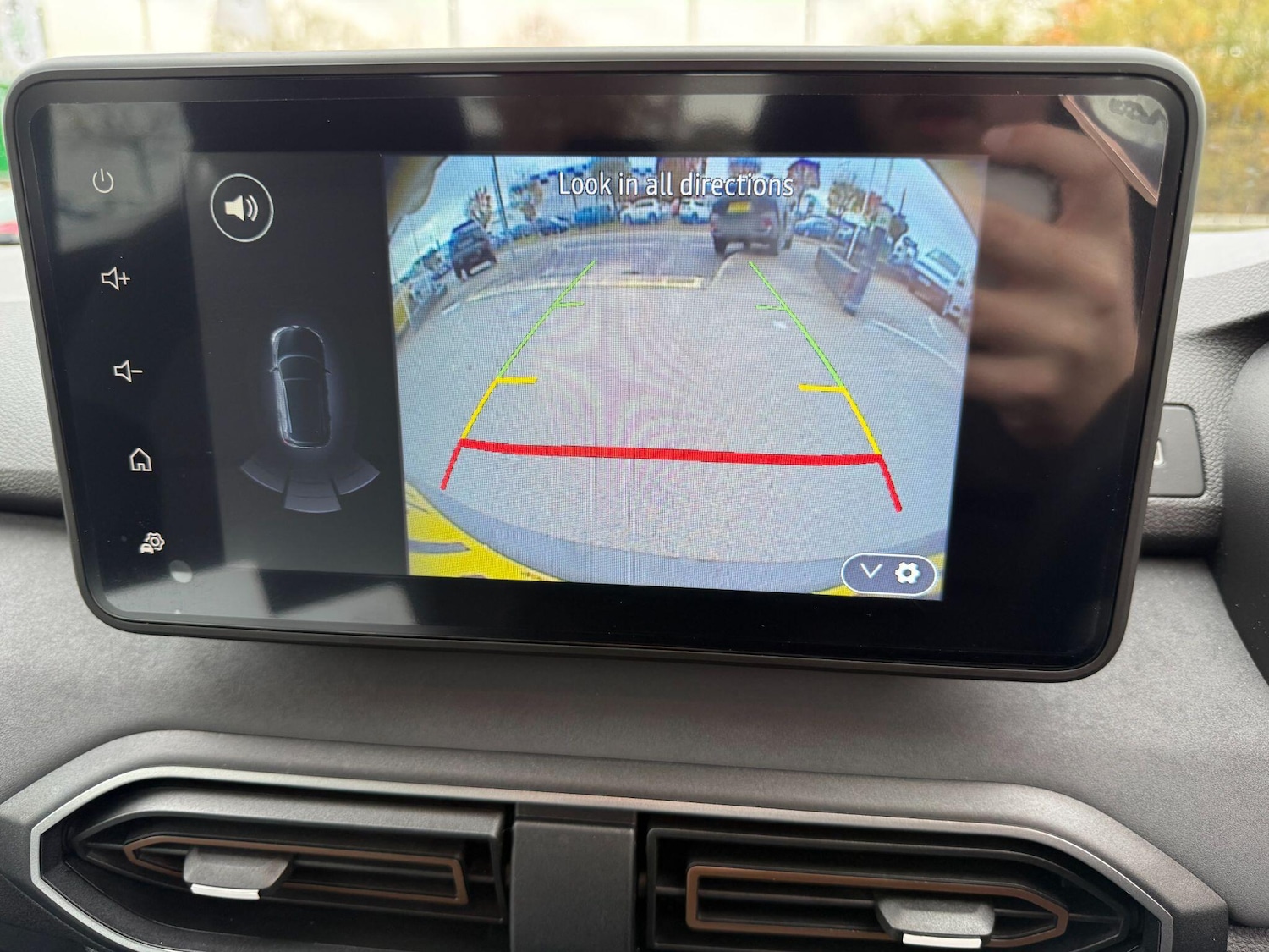 Used Dacia Sandero Stepway 2024 for sale - 76667456: Photo 43