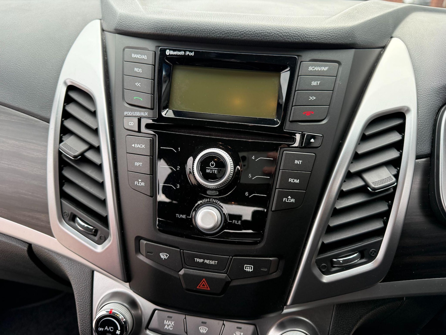 Used Ssangyong Korando for sale - 76824289: Photo 32