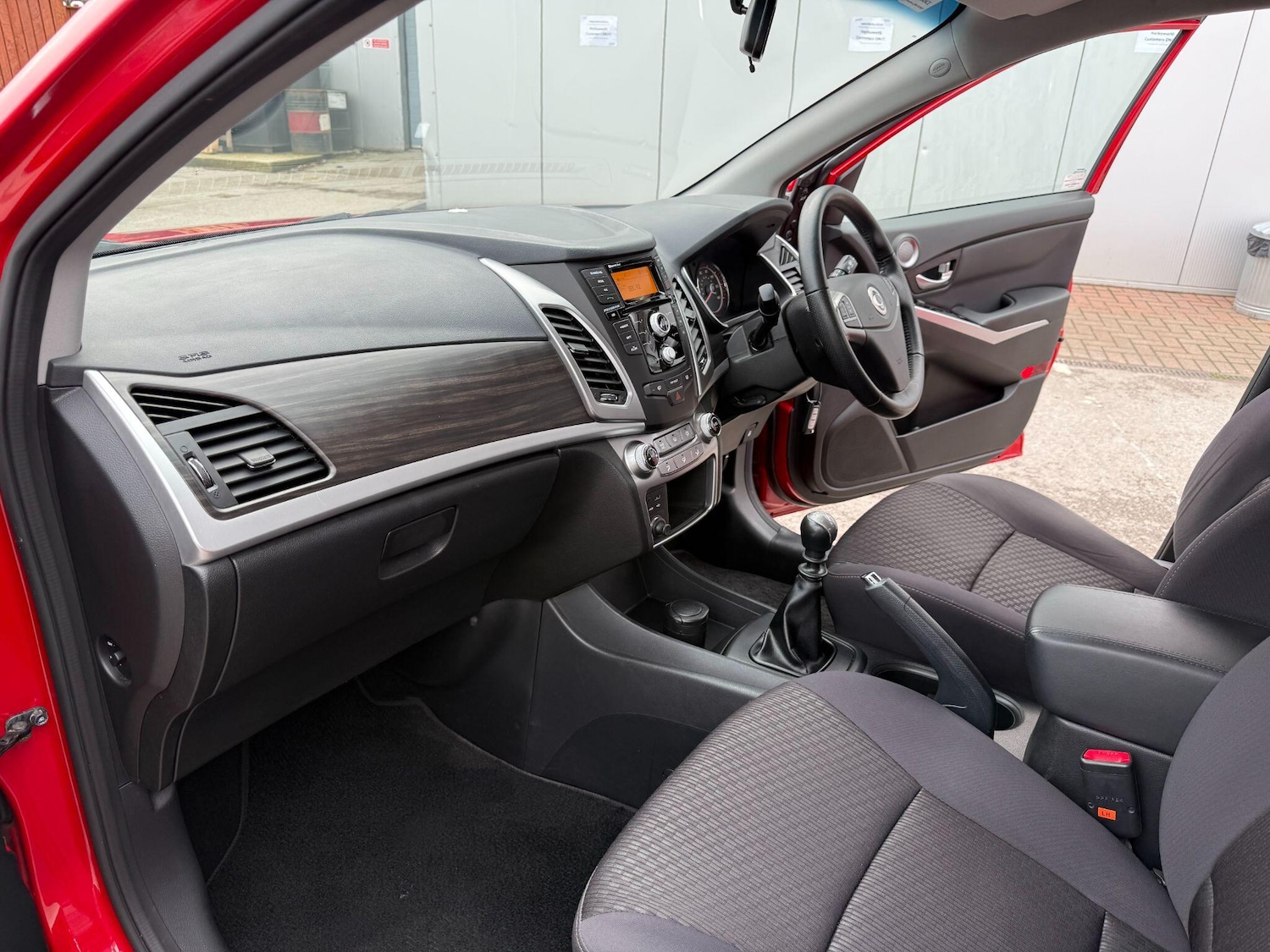 Used Ssangyong Korando for sale - 76824289: Photo 38