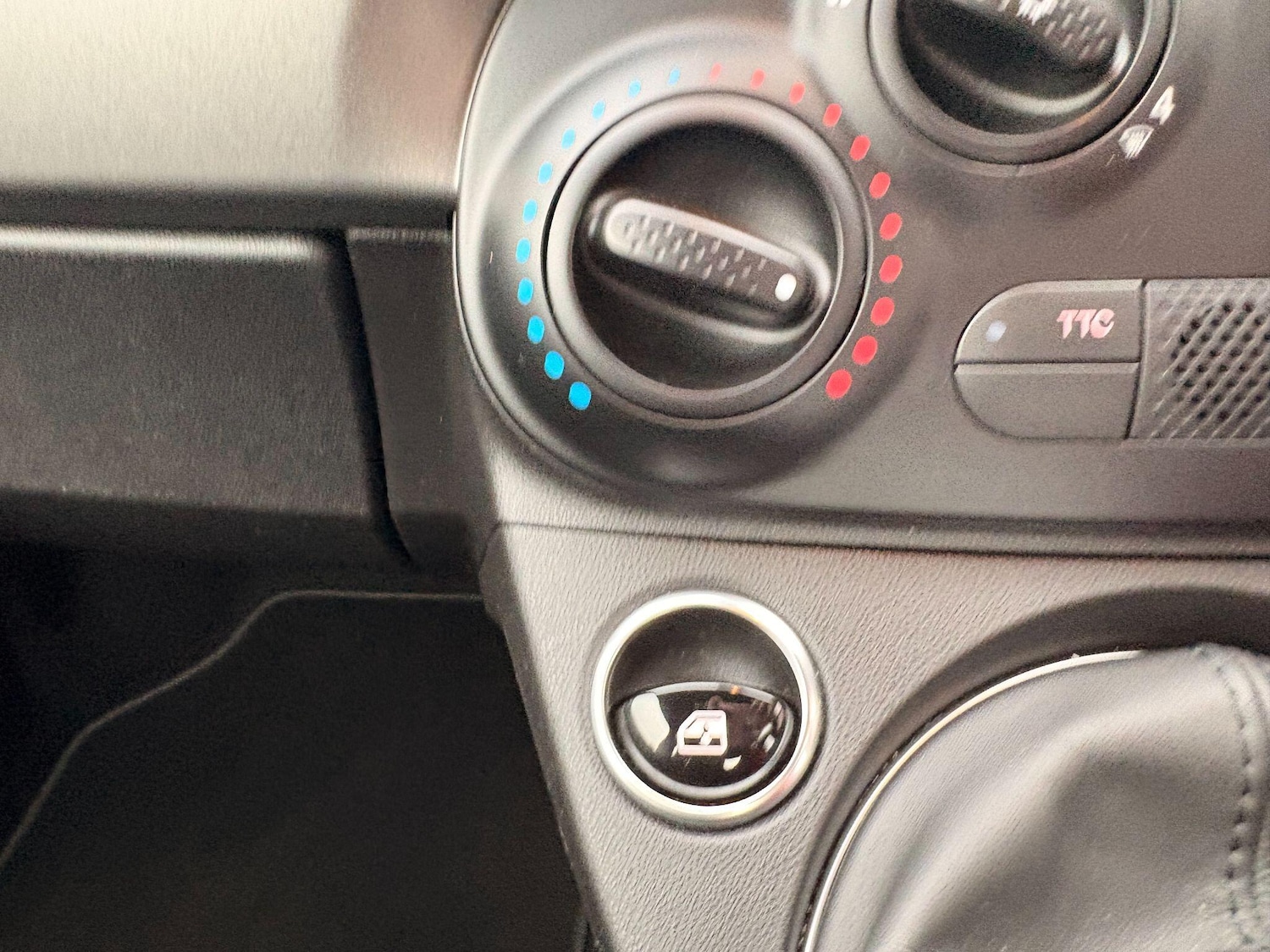 Used Renault 5 2025 for sale - 77162915: Photo 18