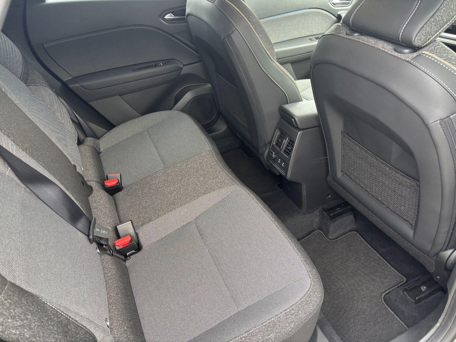 Used Renault Captur 2025 for sale - 77066347: Photo 14