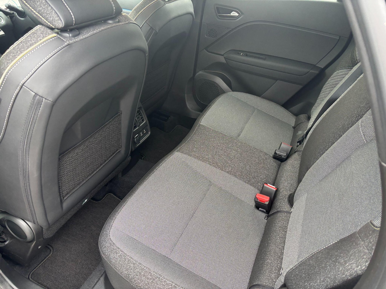 Used Renault Captur 2025 for sale - 77066347: Photo 15