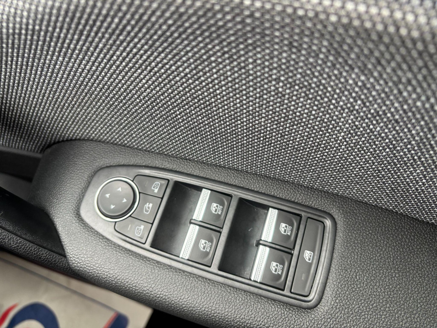 Used Renault Captur 2025 for sale - 77066347: Photo 42