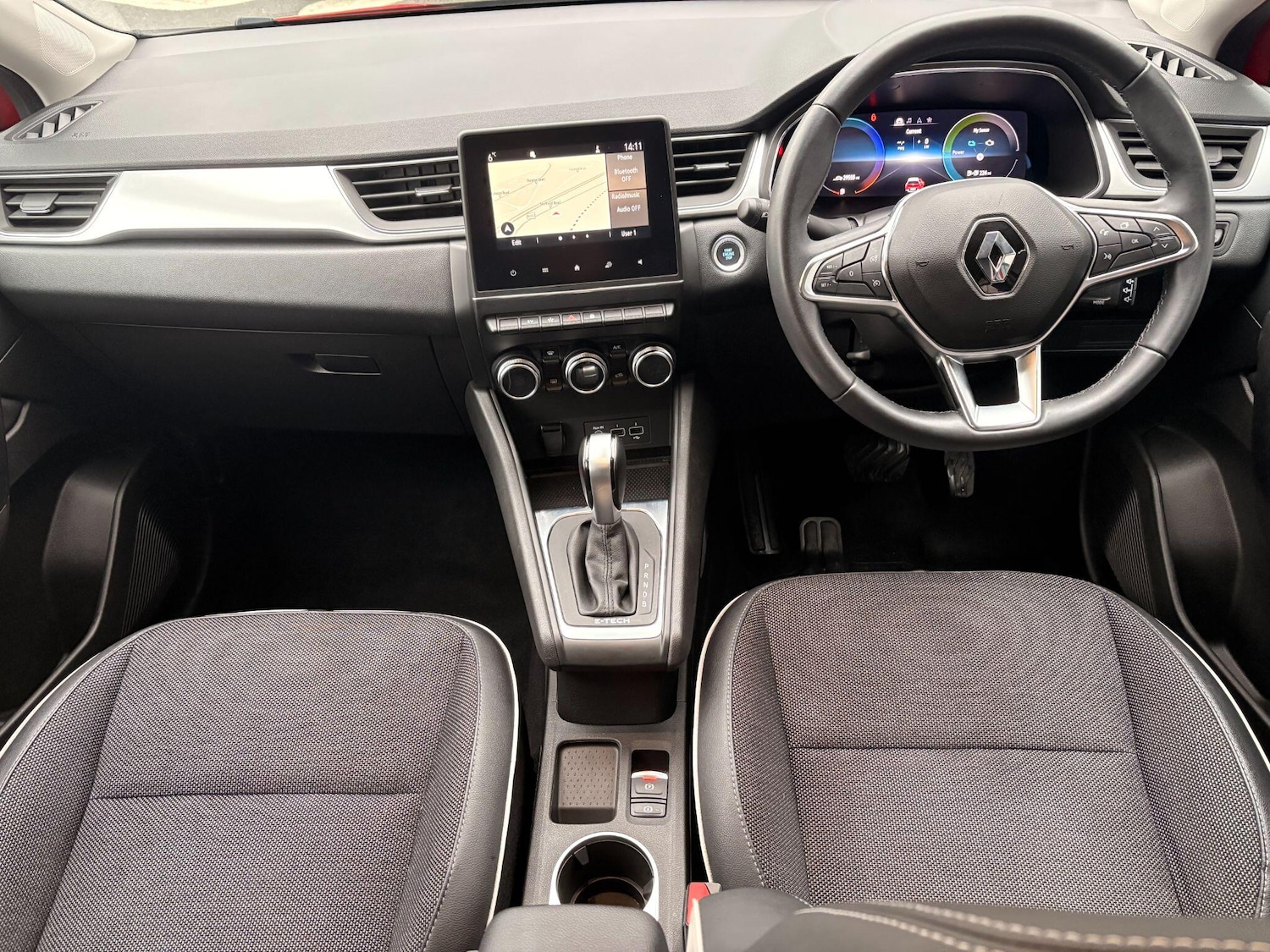 Used Renault Captur for sale - 77484462: Photo 10