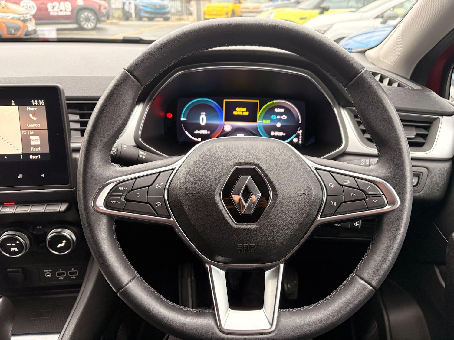 Used Renault Captur for sale - 77484462: Photo 46