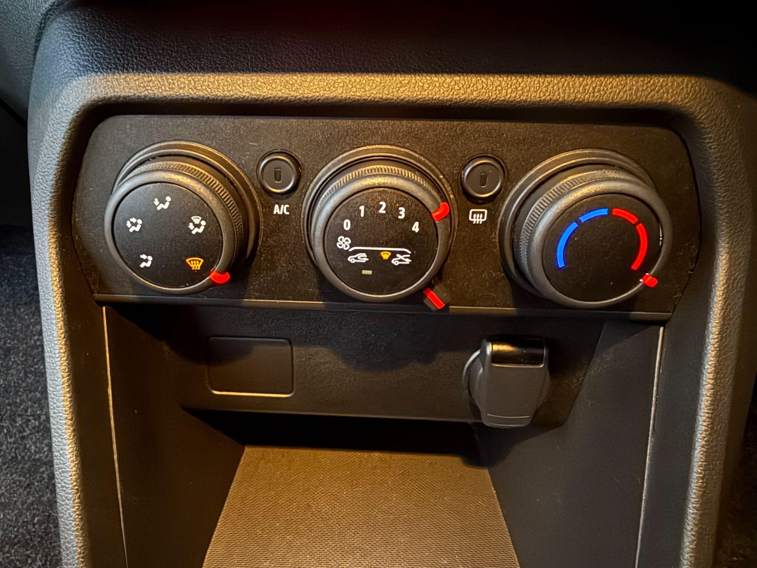 Used Dacia Sandero Stepway for sale - 77267438: Photo 24