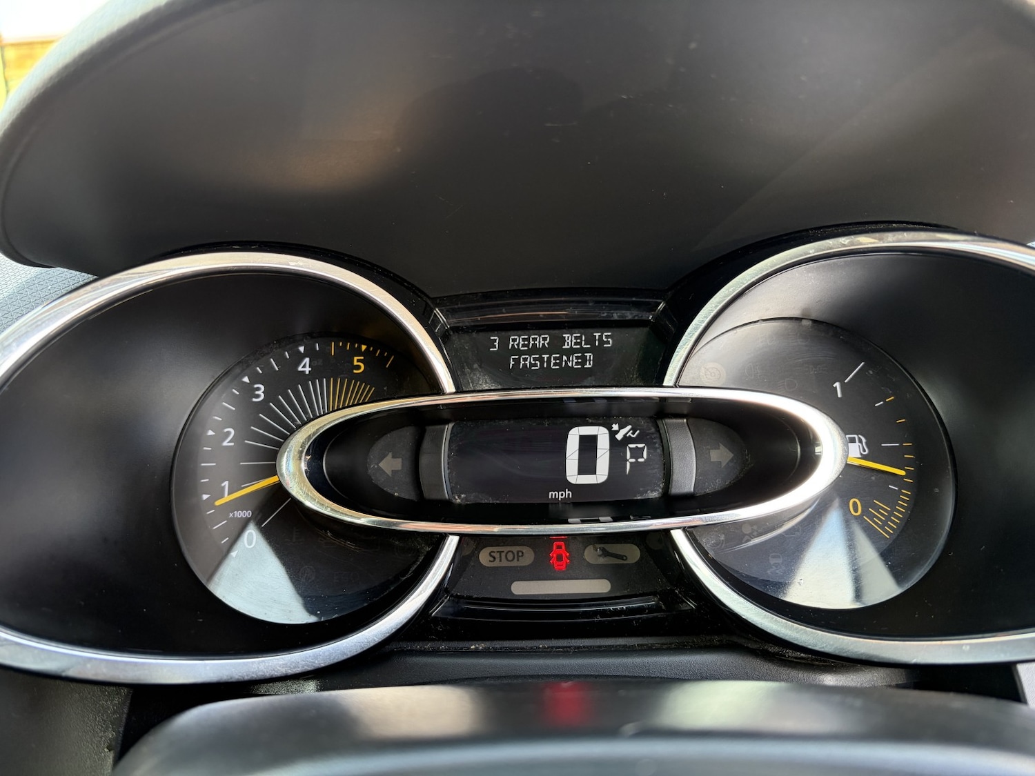 Used Renault Clio 2015 for sale - 77400048: Photo 11