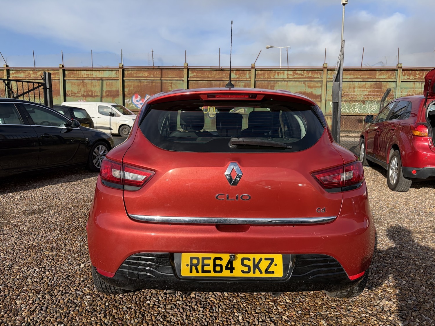 Used Renault Clio 2015 for sale - 77400048: Photo 4