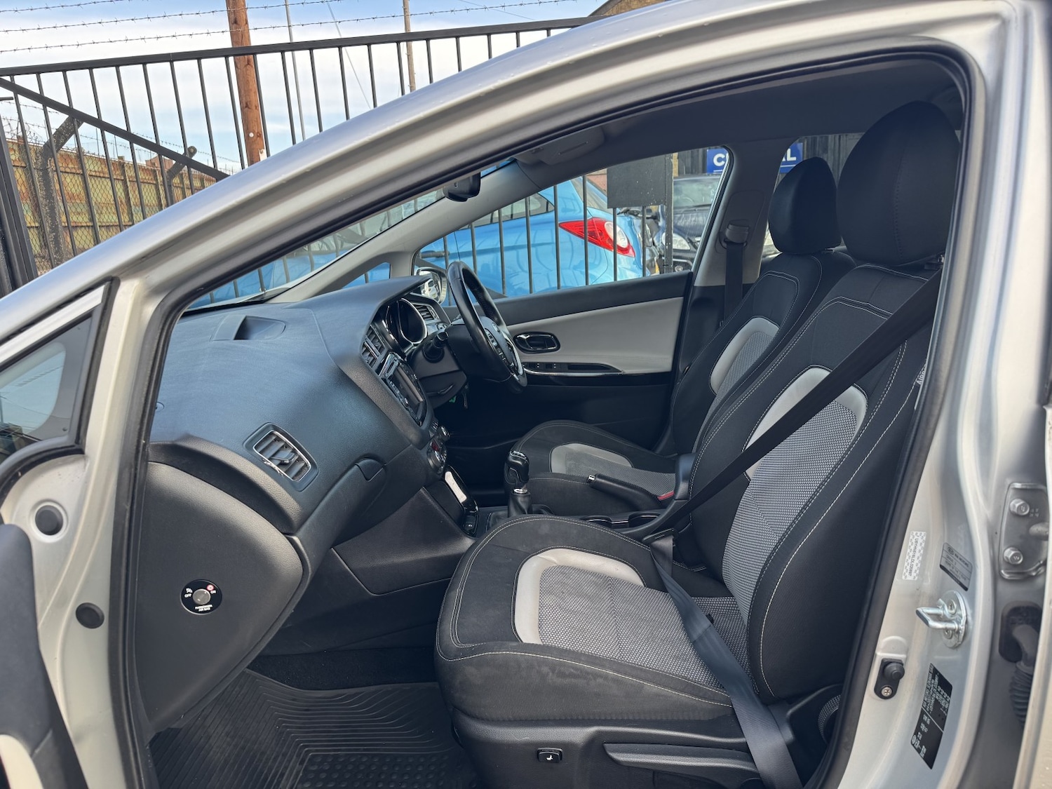 Used Kia Ceed 2012 for sale - 76837061: Photo 14