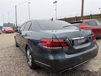 Used Mercedes-Benz E Class 2013 for sale - 77822395: Photo