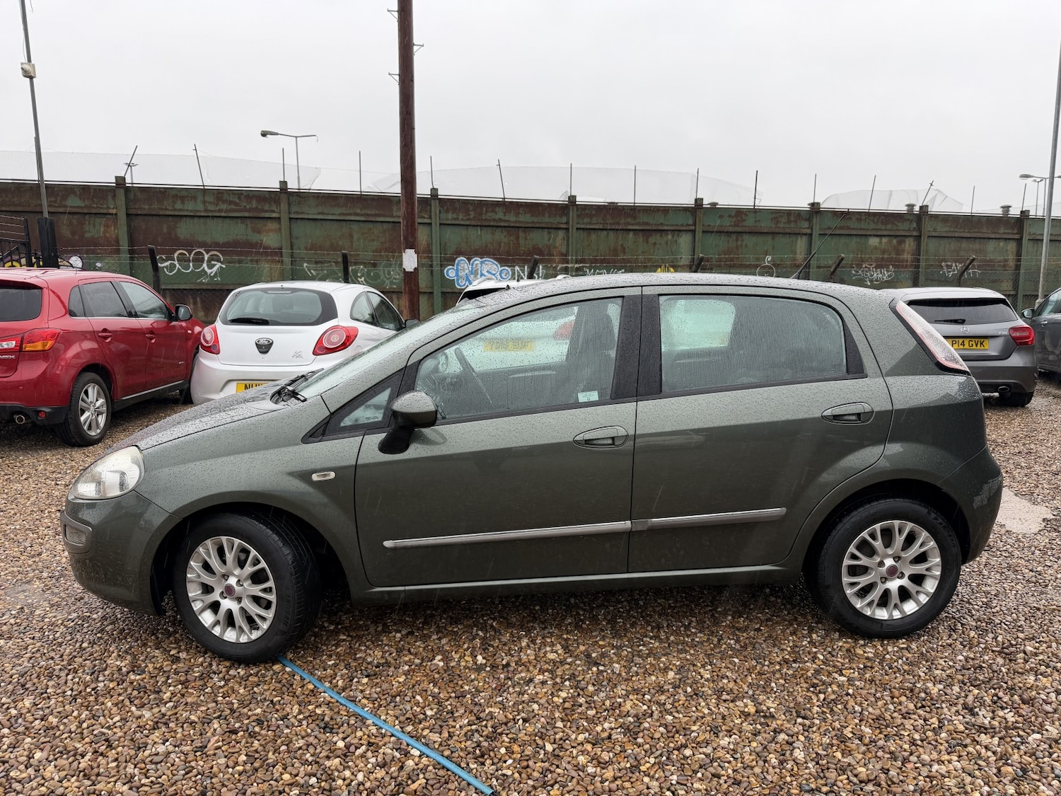 Used Fiat Punto Evo 2010 for sale - 77370624: Photo 2