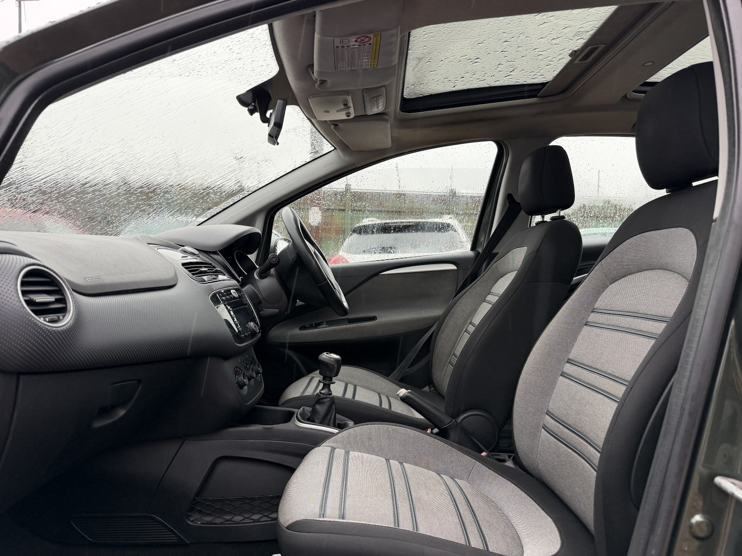 Used Fiat Punto Evo 2010 for sale - 77370624: Photo 8