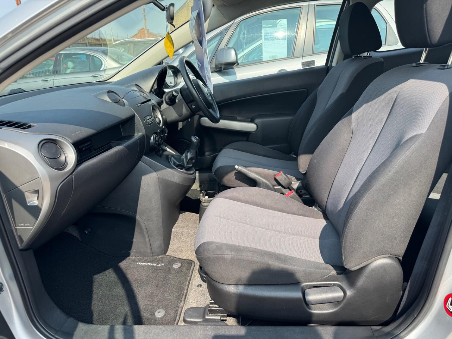 Used Mazda Mazda2 2009 for sale - 74949487: Photo 12