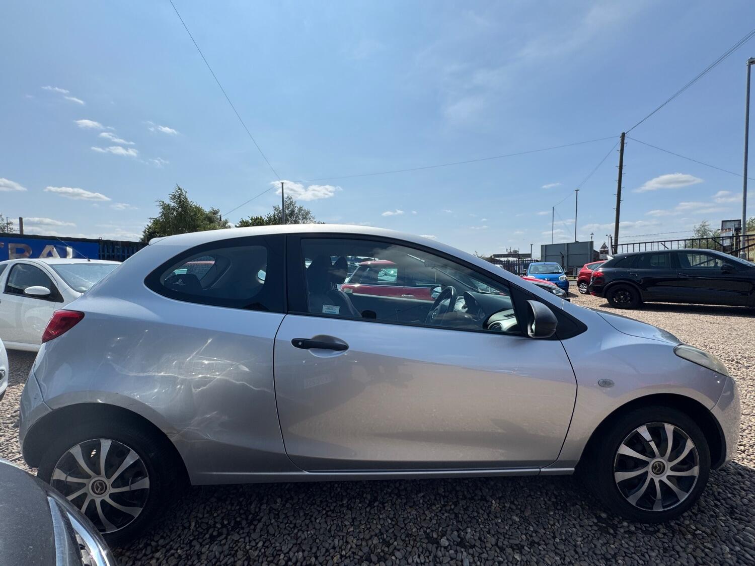 Used Mazda Mazda2 2009 for sale - 74949487: Photo 6
