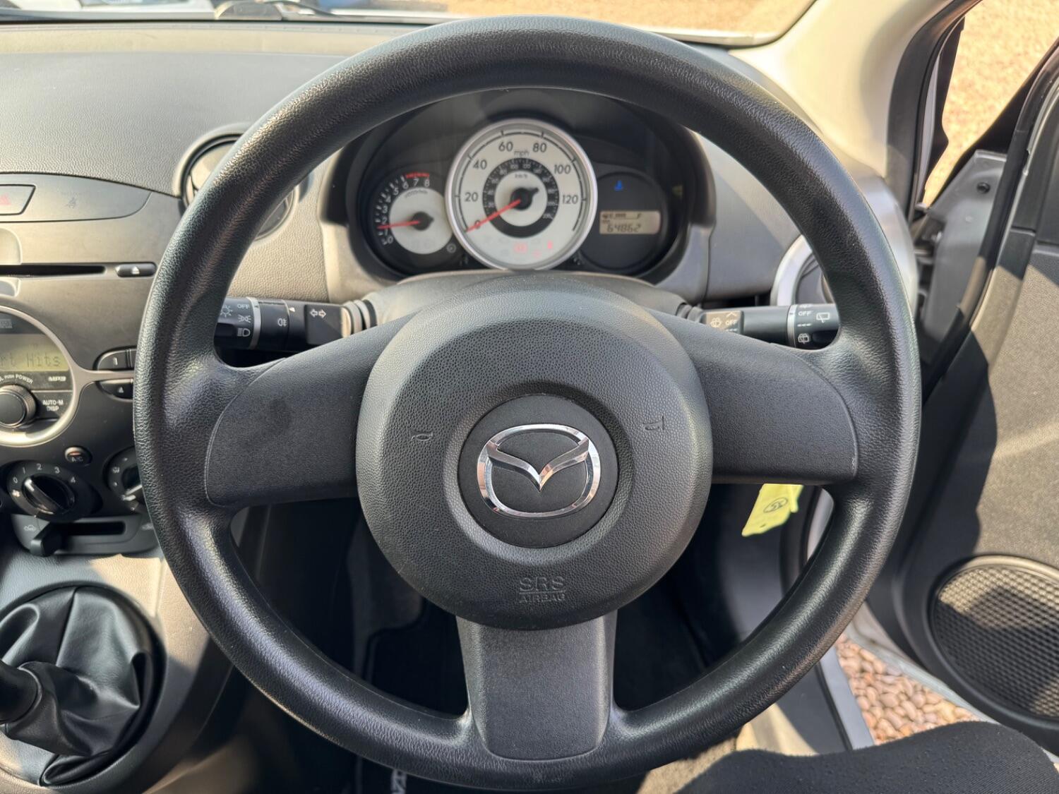 Used Mazda Mazda2 2009 for sale - 74949487: Photo 8