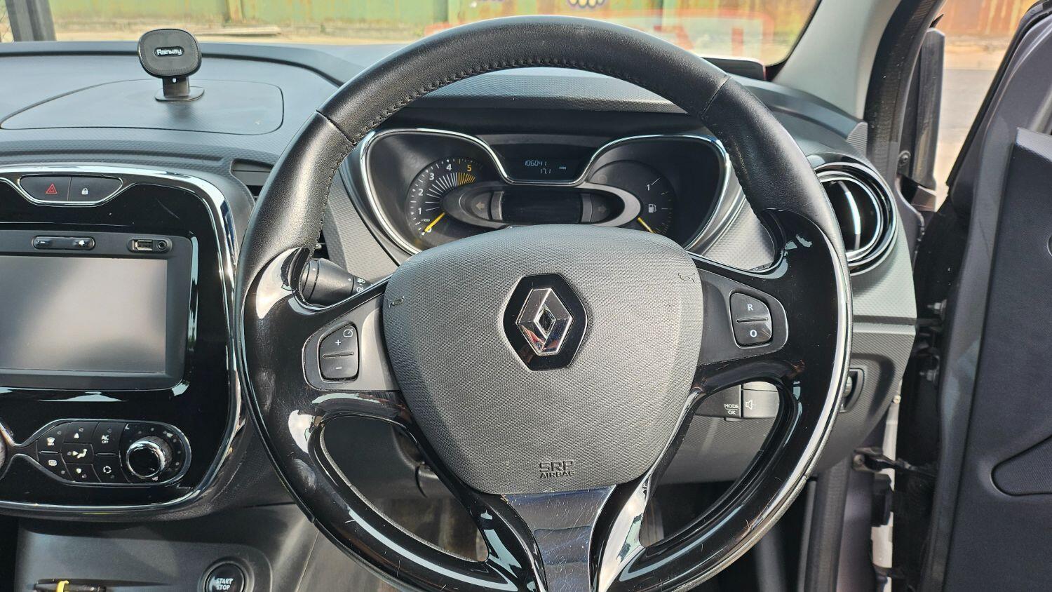 Used Renault Captur 2014 for sale - 76497381: Photo 10