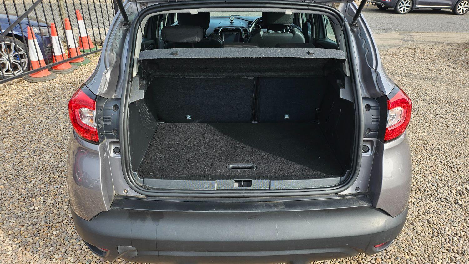 Used Renault Captur 2014 for sale - 76497381: Photo 15