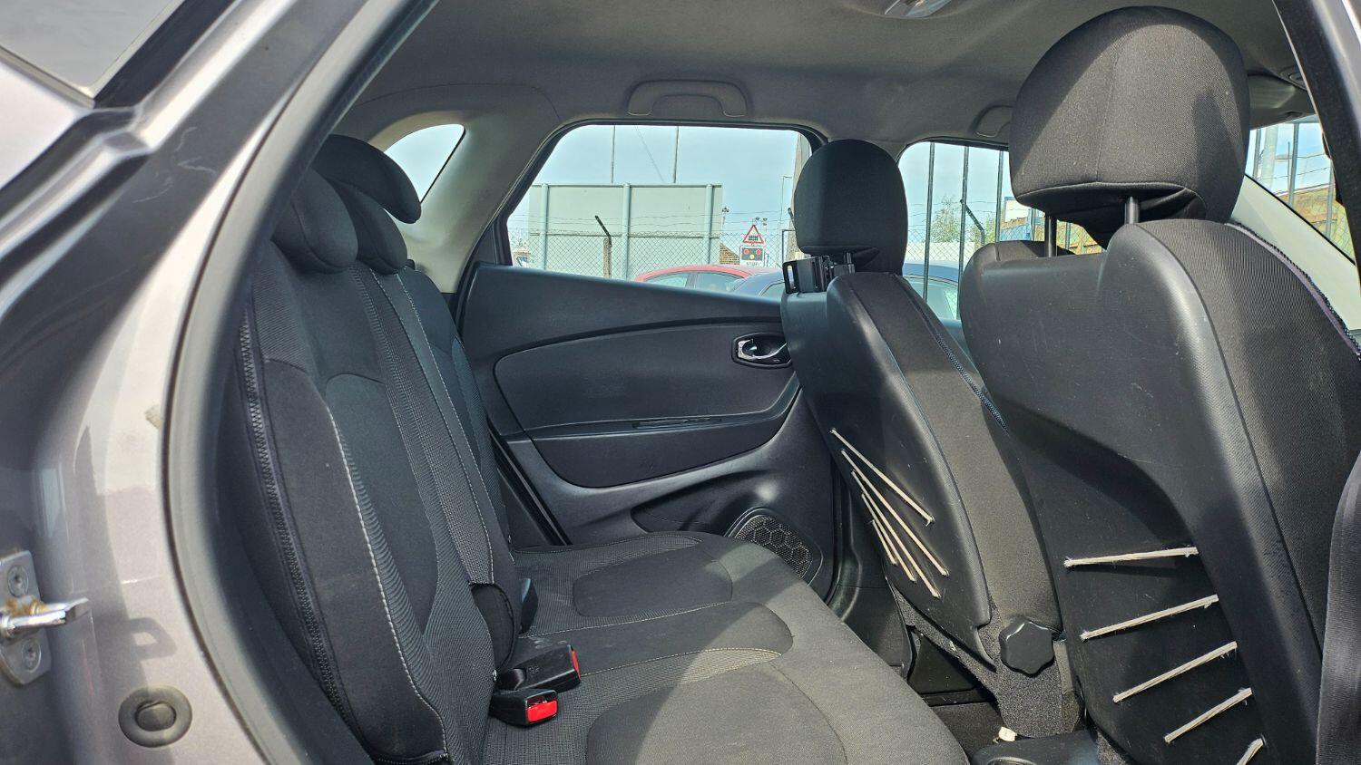 Used Renault Captur 2014 for sale - 76497381: Photo 8