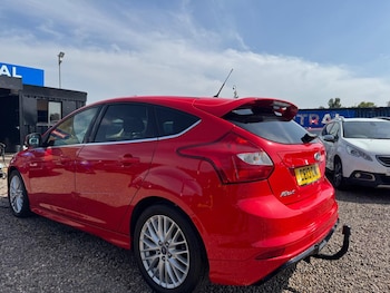 Used Ford Focus 2013 for sale - 75561522: Photo