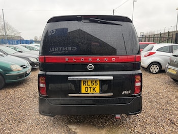 Used Nissan Elgrand 2005 for sale - 77465687: Photo