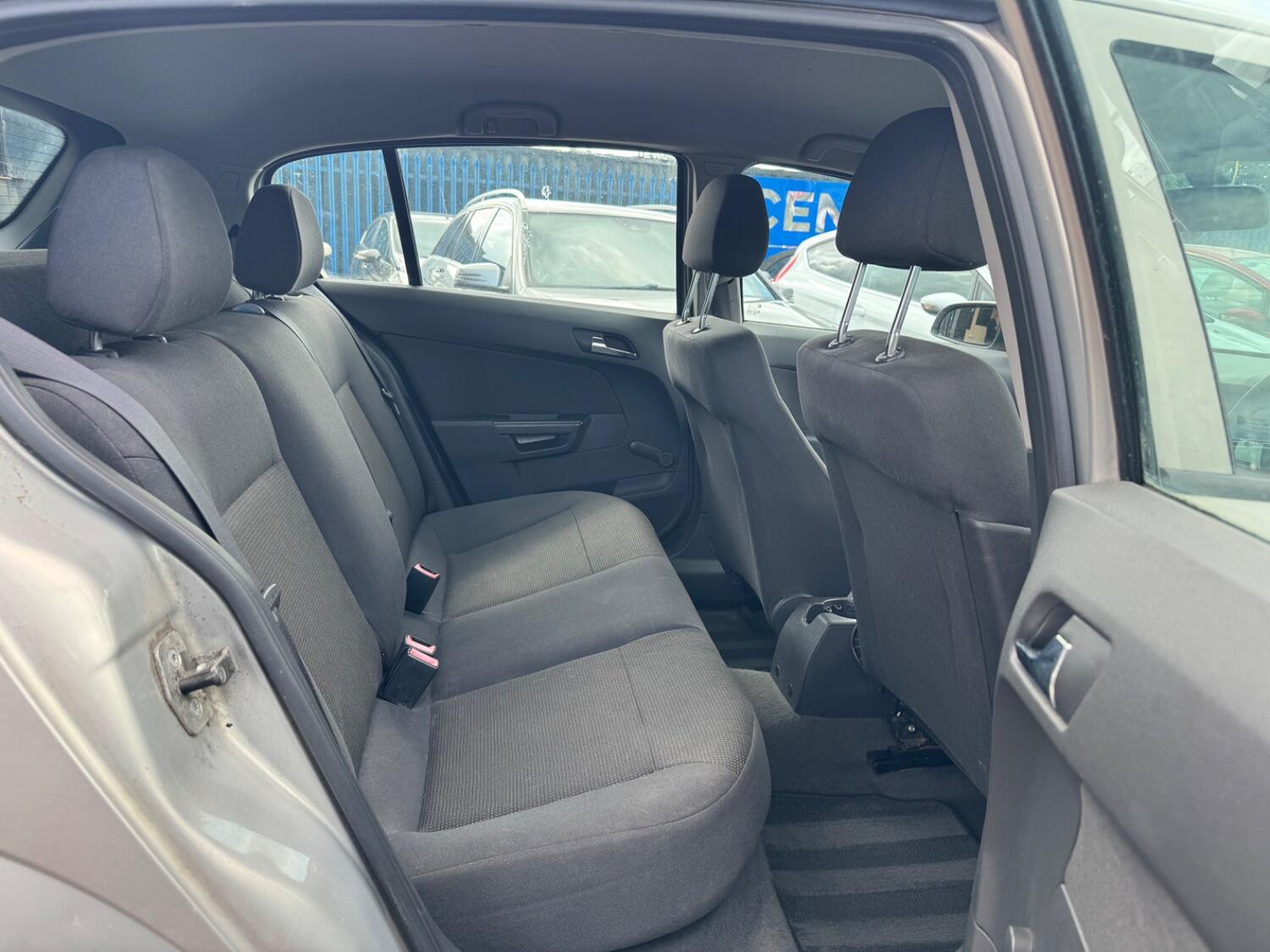 Used Vauxhall Astra 2009 for sale - 76793072: Photo 13