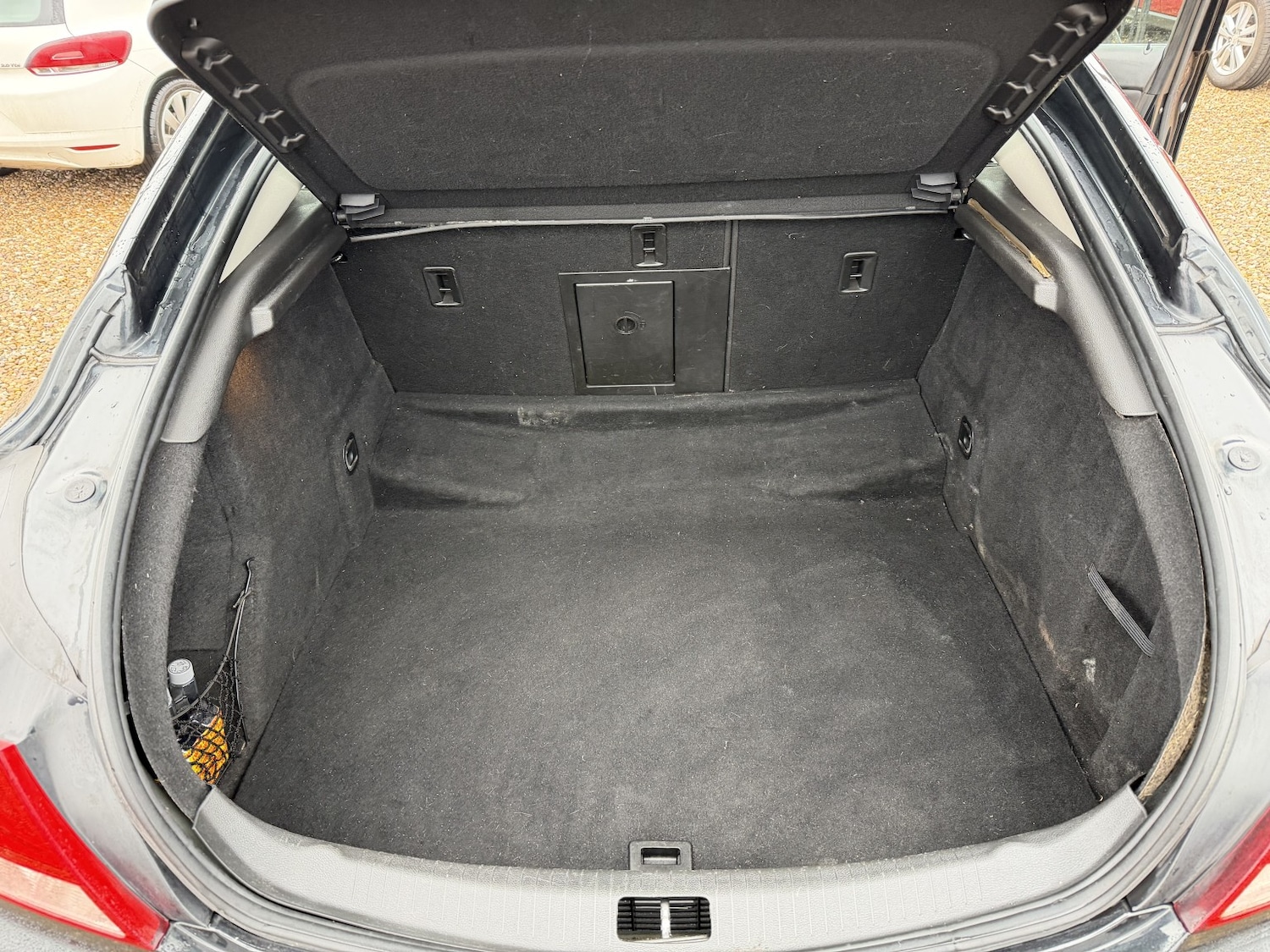 Used Vauxhall Insignia 2012 for sale - 77937962: Photo 5