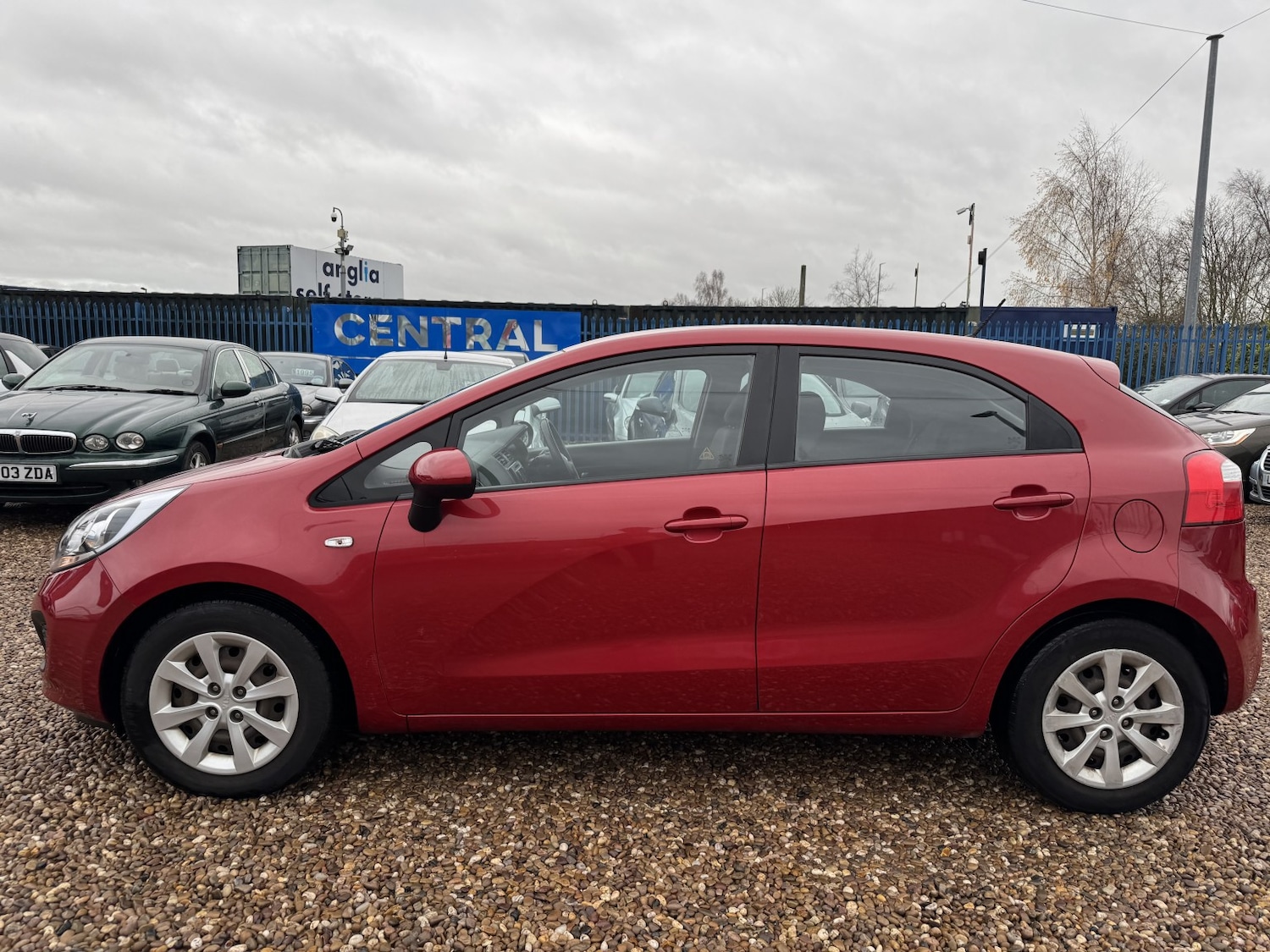 Used Kia Rio 2013 for sale - 76785111: Photo 2