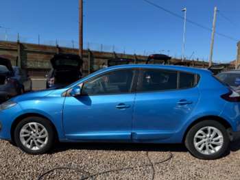 Used Renault Megane 2015 for sale - 74639829: Photo
