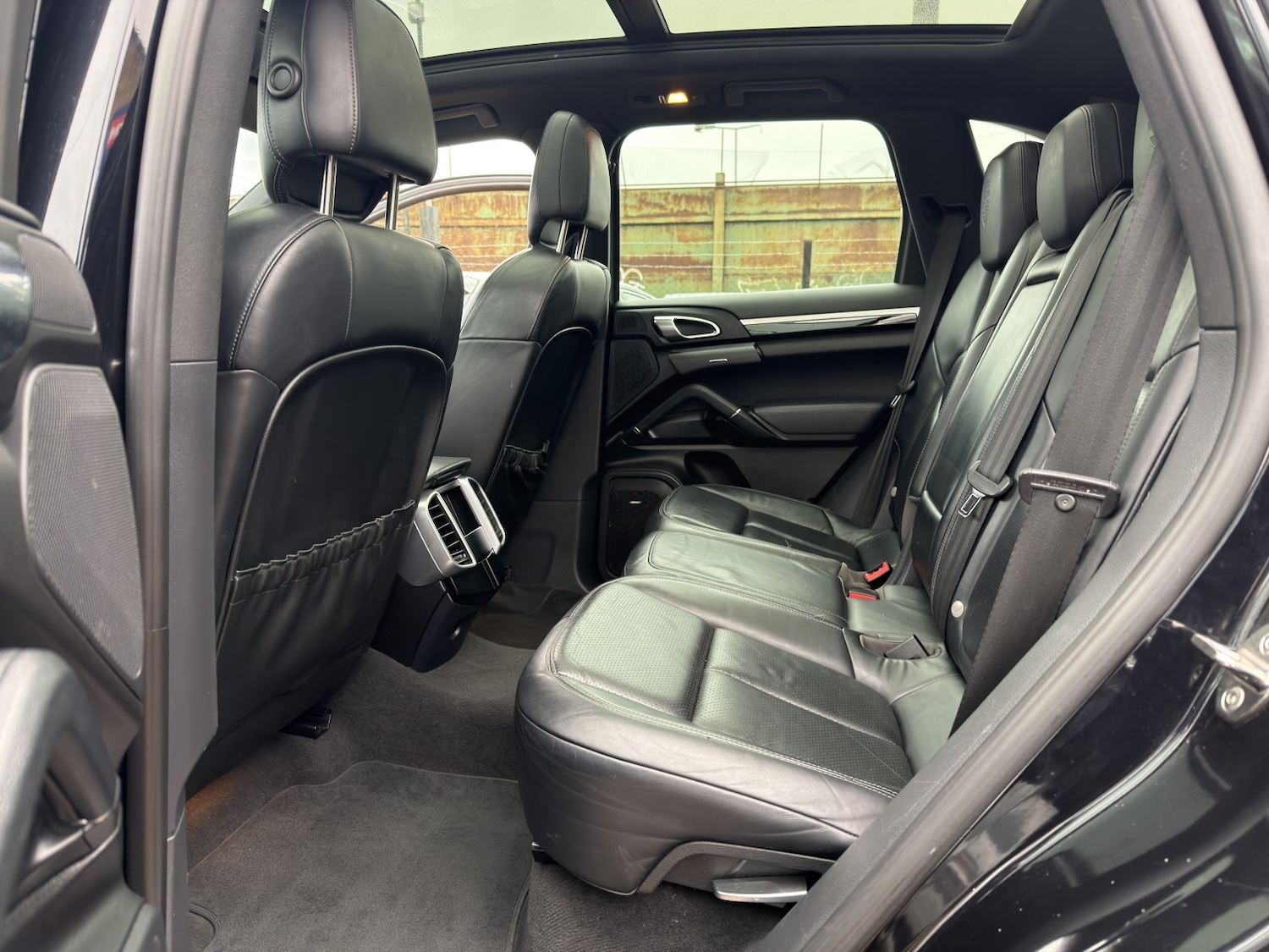 Used Porsche Cayenne 2014 for sale - 76591560: Photo 13