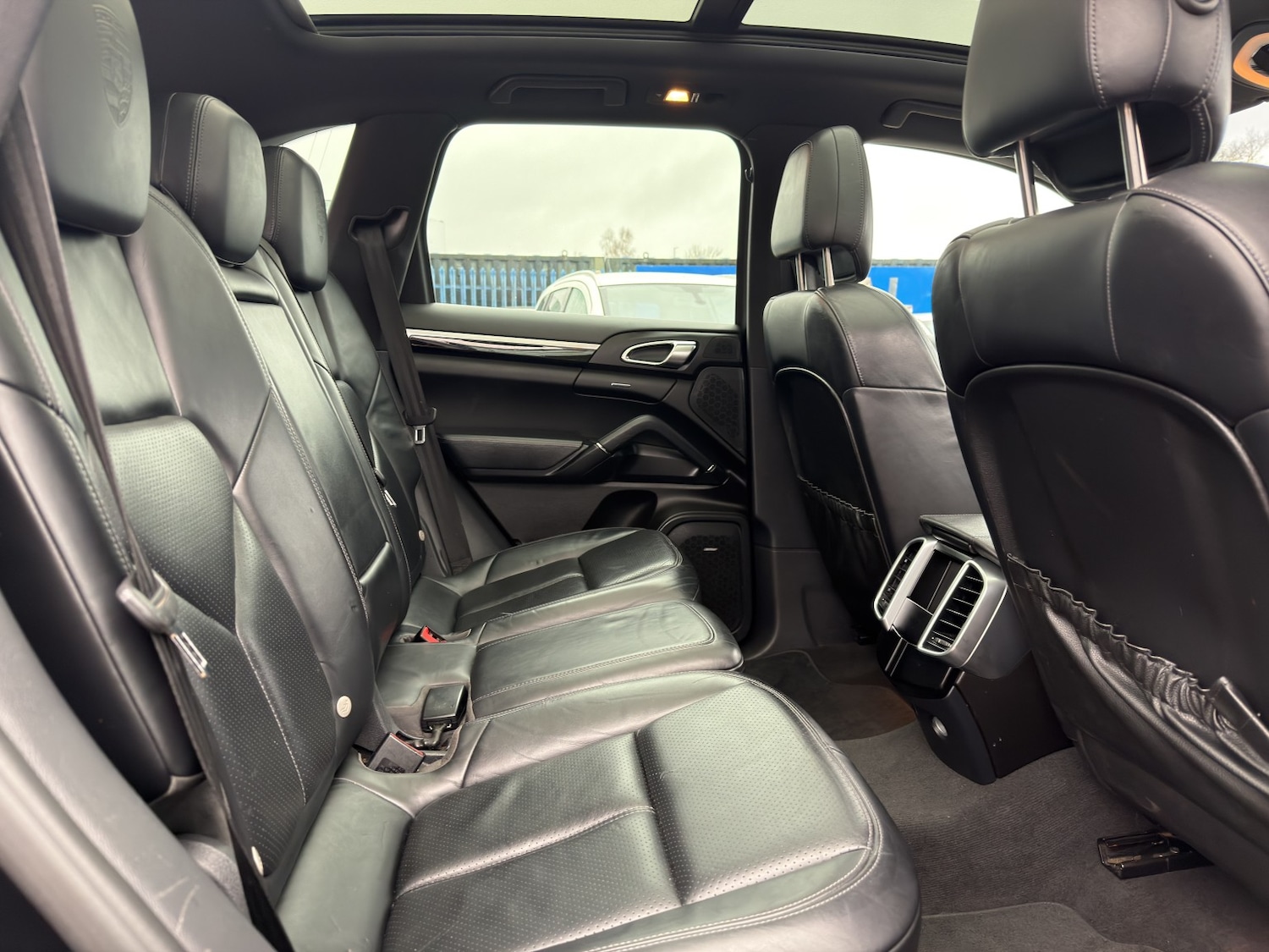 Used Porsche Cayenne 2014 for sale - 76591560: Photo 14