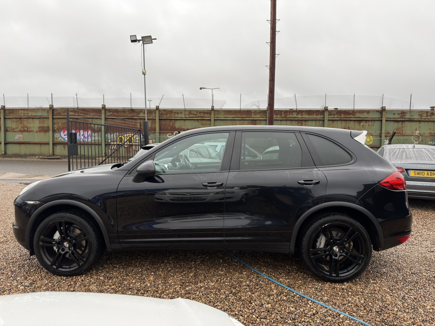 Used Porsche Cayenne 2014 for sale - 76591560: Photo 2