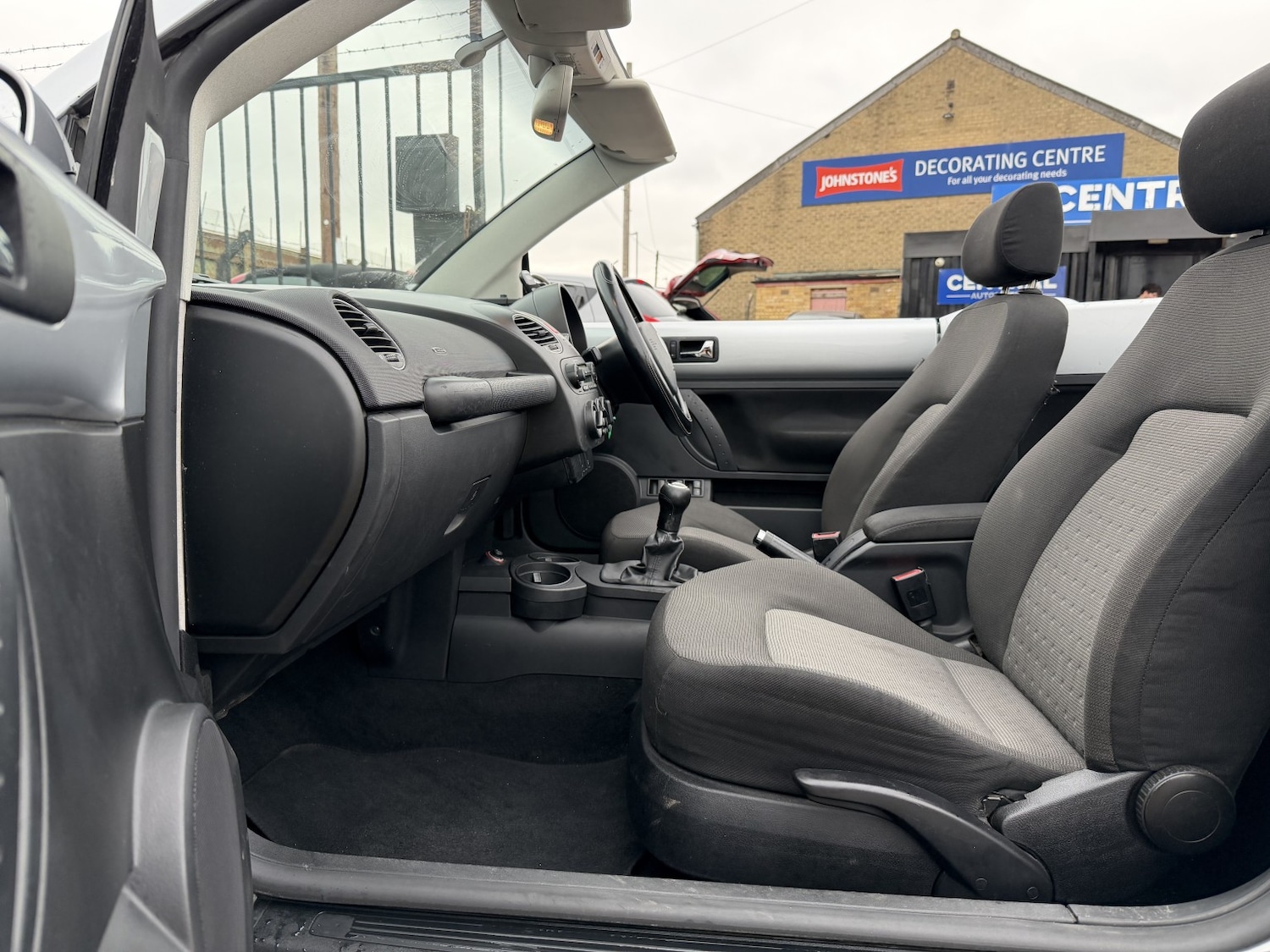 Used Volkswagen Beetle 2006 for sale - 77792941: Photo 10