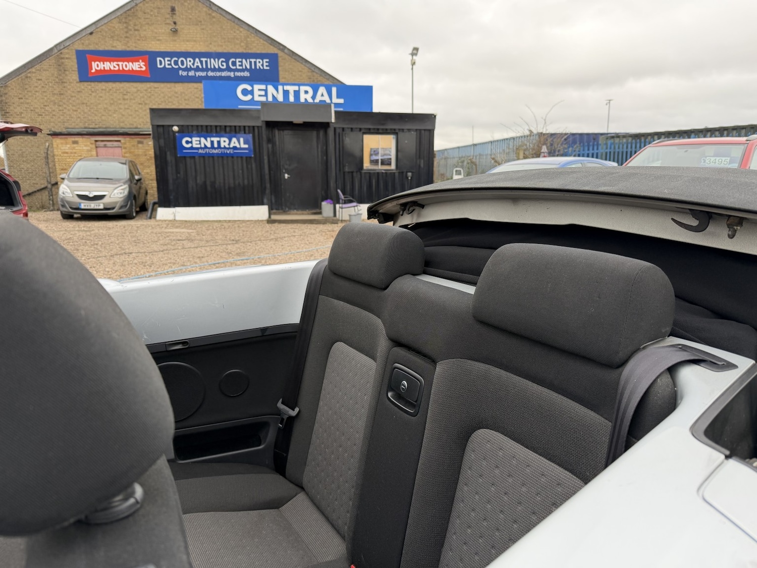 Used Volkswagen Beetle 2006 for sale - 77792941: Photo 11