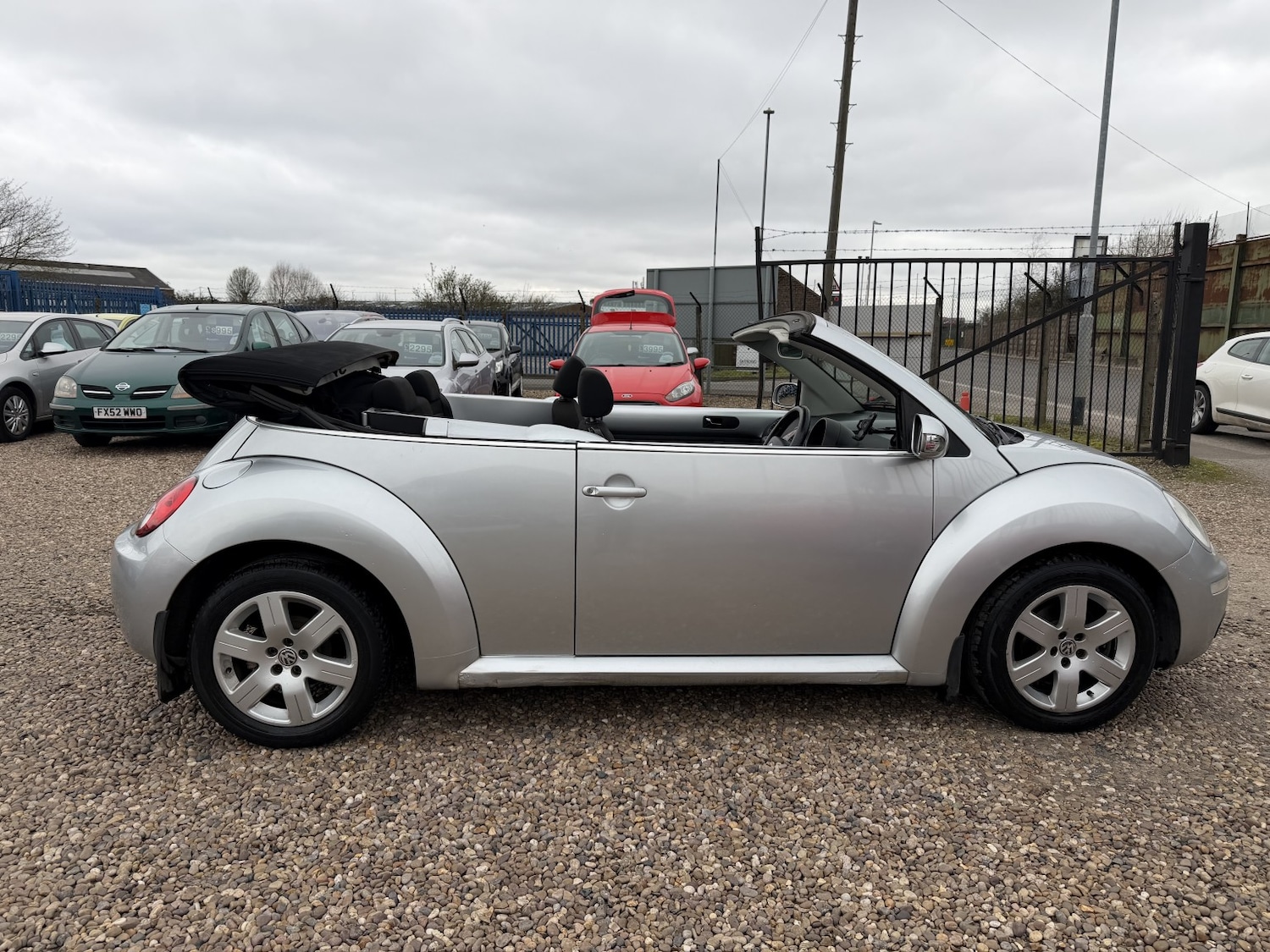 Used Volkswagen Beetle 2006 for sale - 77792941: Photo 7