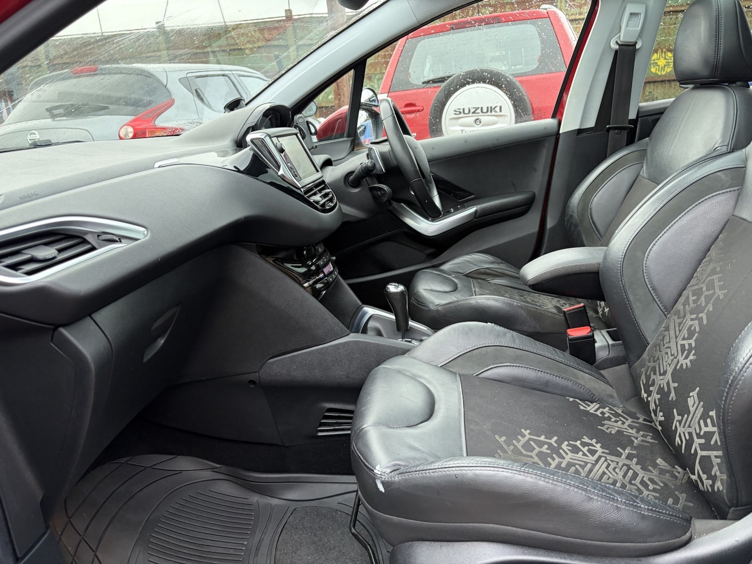 Used Peugeot 208 2014 for sale - 77881097: Photo 14