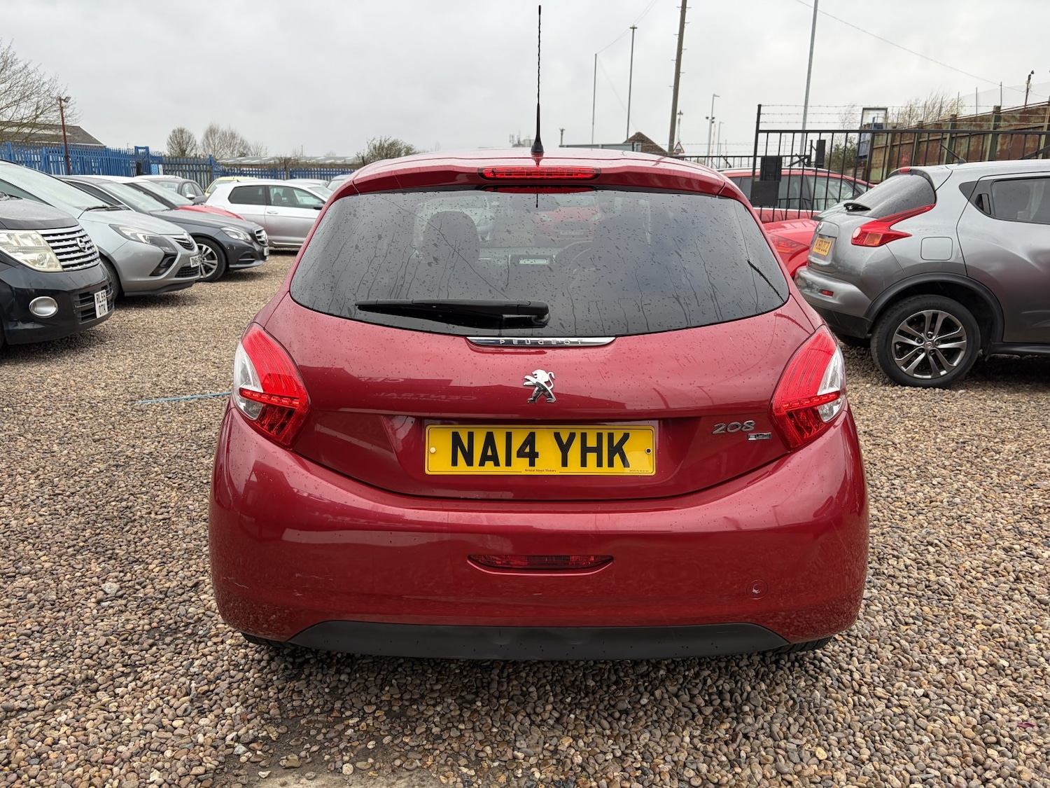 Used Peugeot 208 2014 for sale - 77881097: Photo 4