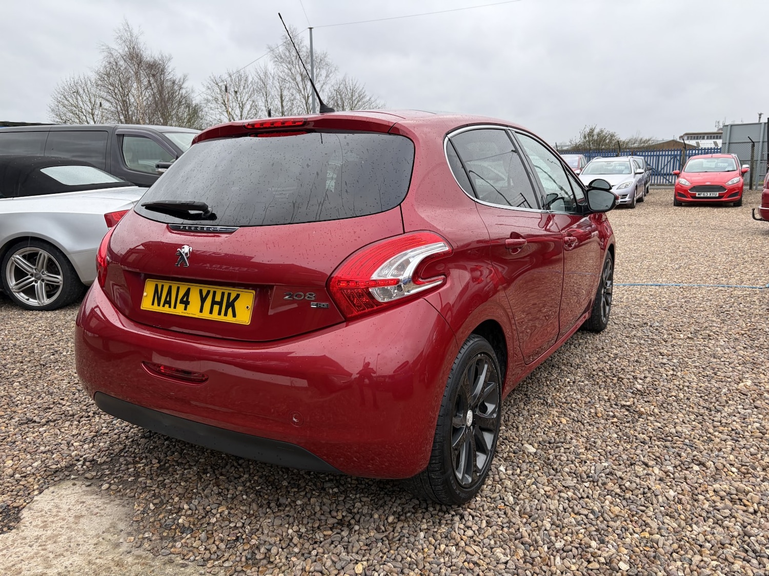 Used Peugeot 208 2014 for sale - 77881097: Photo 5
