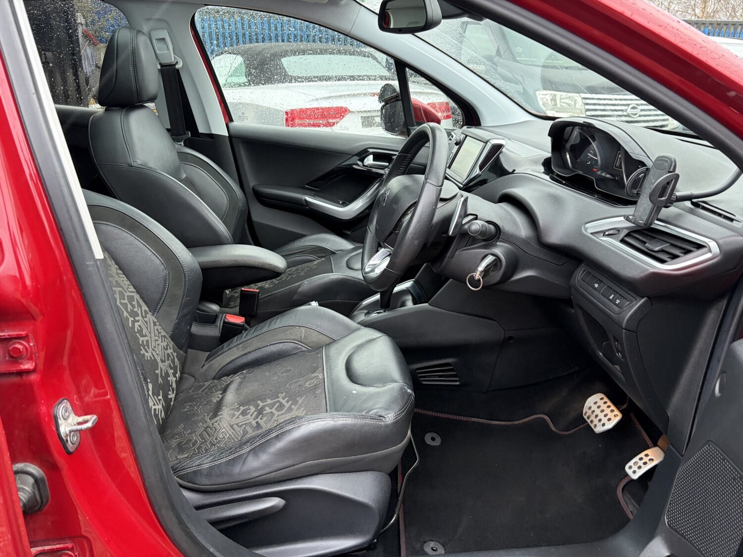 Used Peugeot 208 2014 for sale - 77881097: Photo 9