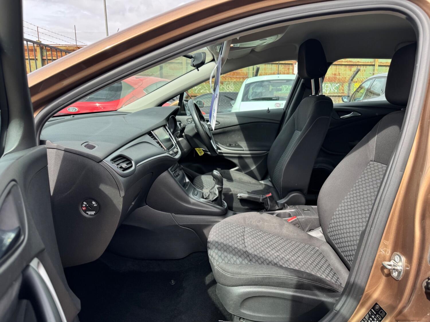 Used Vauxhall Astra 2017 for sale - 76364069: Photo 15
