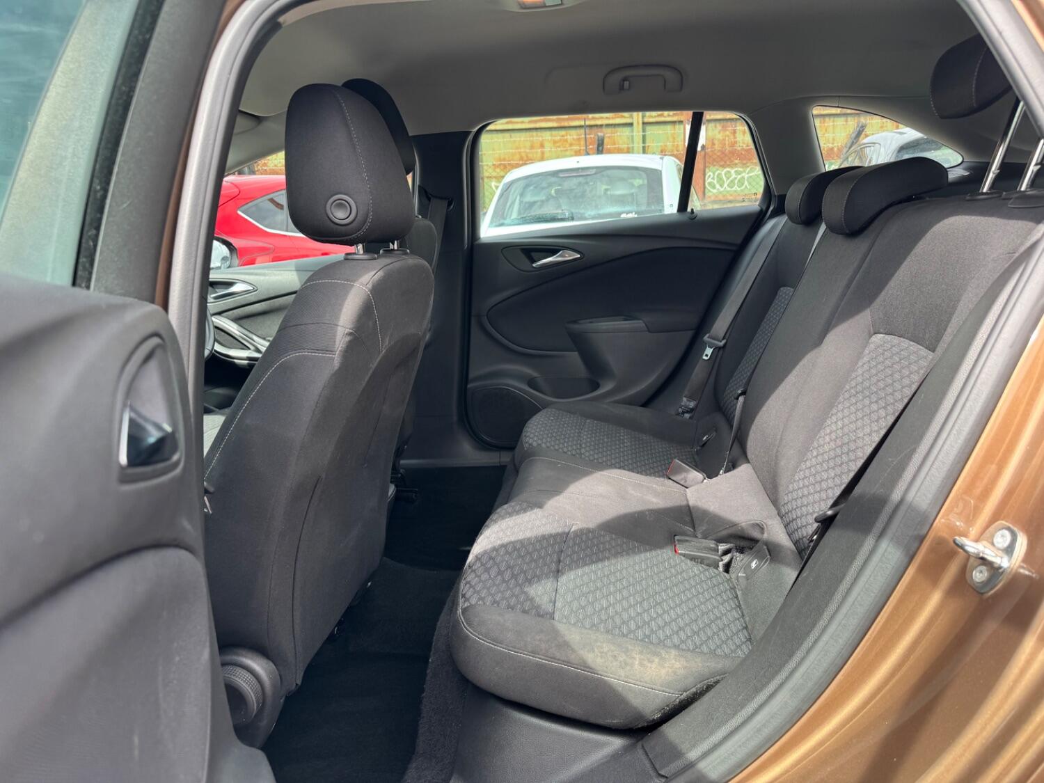 Used Vauxhall Astra 2017 for sale - 76364069: Photo 16