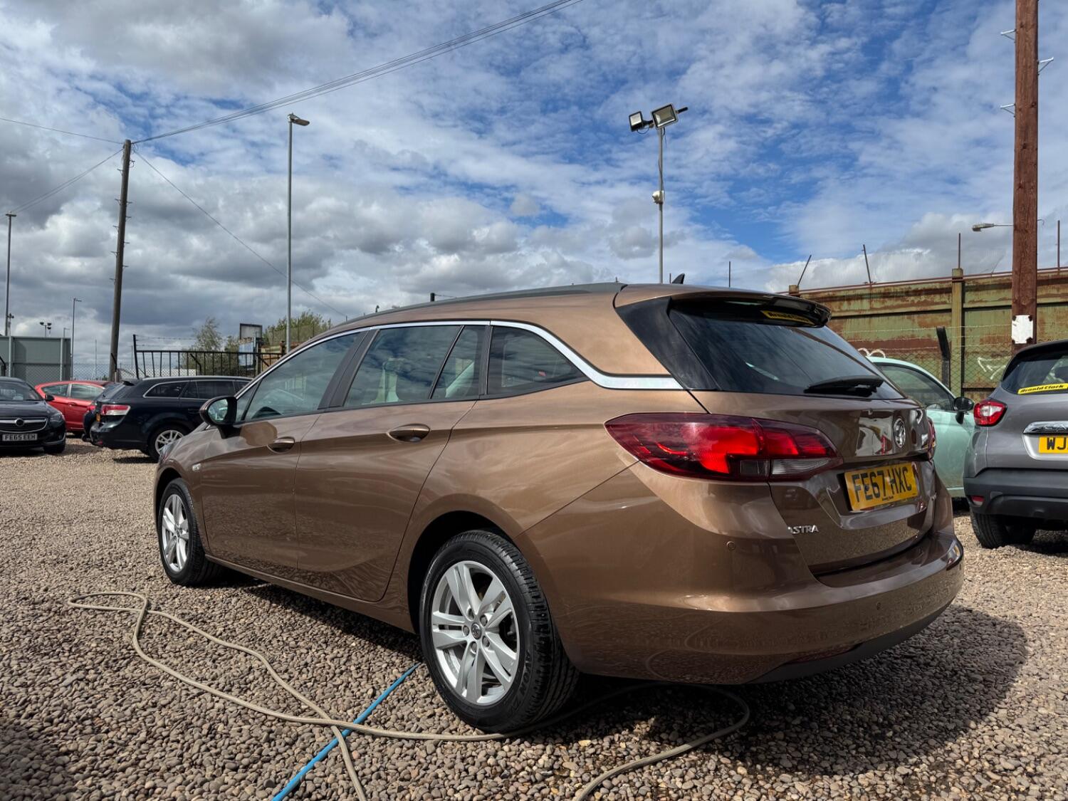 Used Vauxhall Astra 2017 for sale - 76364069: Photo 3