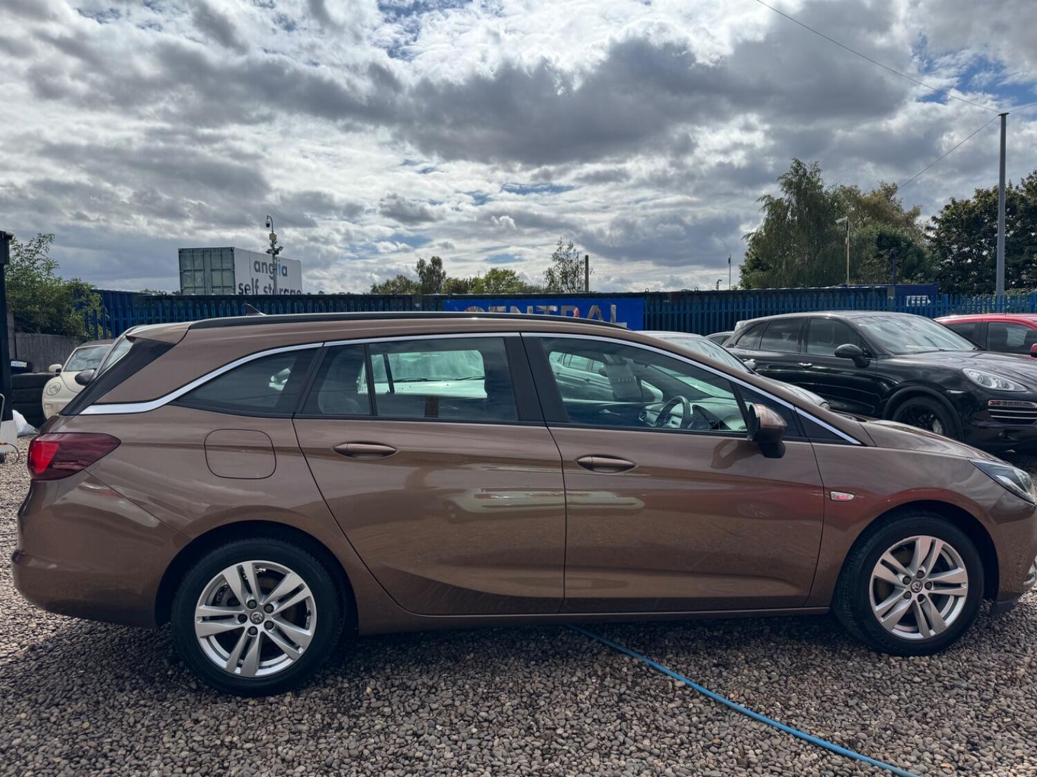 Used Vauxhall Astra 2017 for sale - 76364069: Photo 6