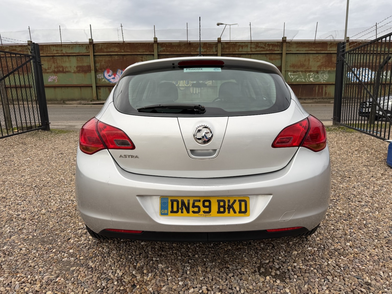 Used Vauxhall Astra 2010 for sale - 77632453: Photo 4