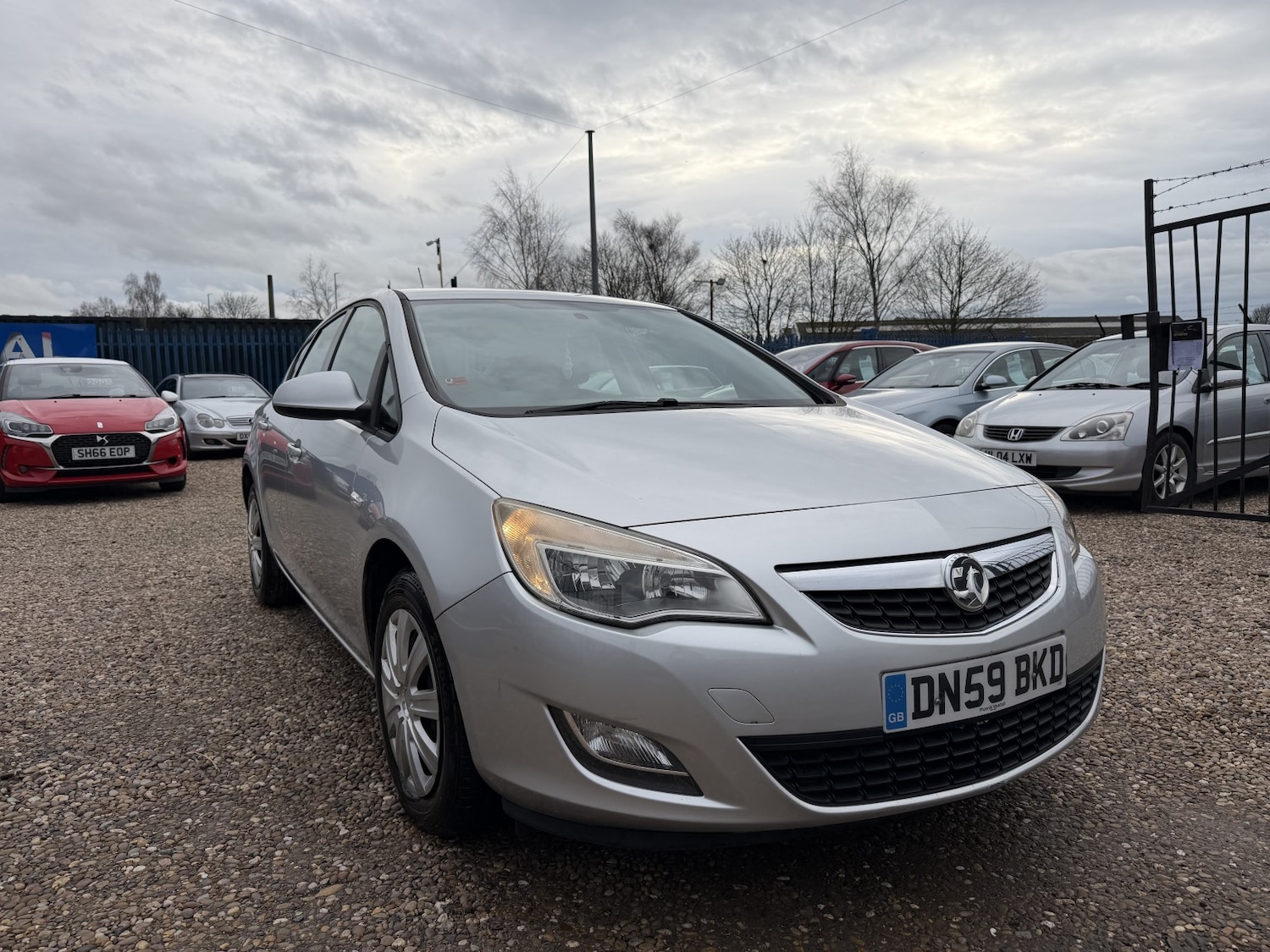Used Vauxhall Astra 2010 for sale - 77632453: Photo 8