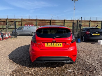 Used Ford Fiesta 2015 for sale - 75289203: Photo