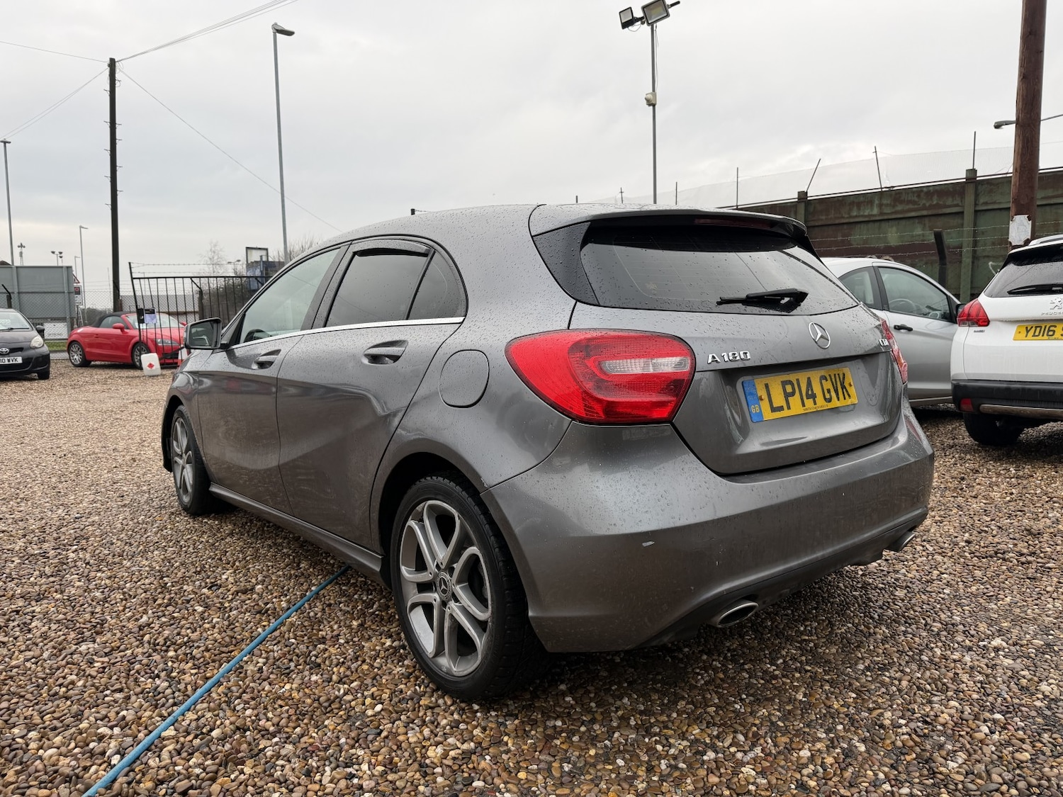 Used Mercedes-Benz A-Class 2014 for sale - 77251345: Photo 3