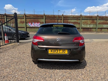 Used Citroen C4 2013 for sale - 76497579: Photo