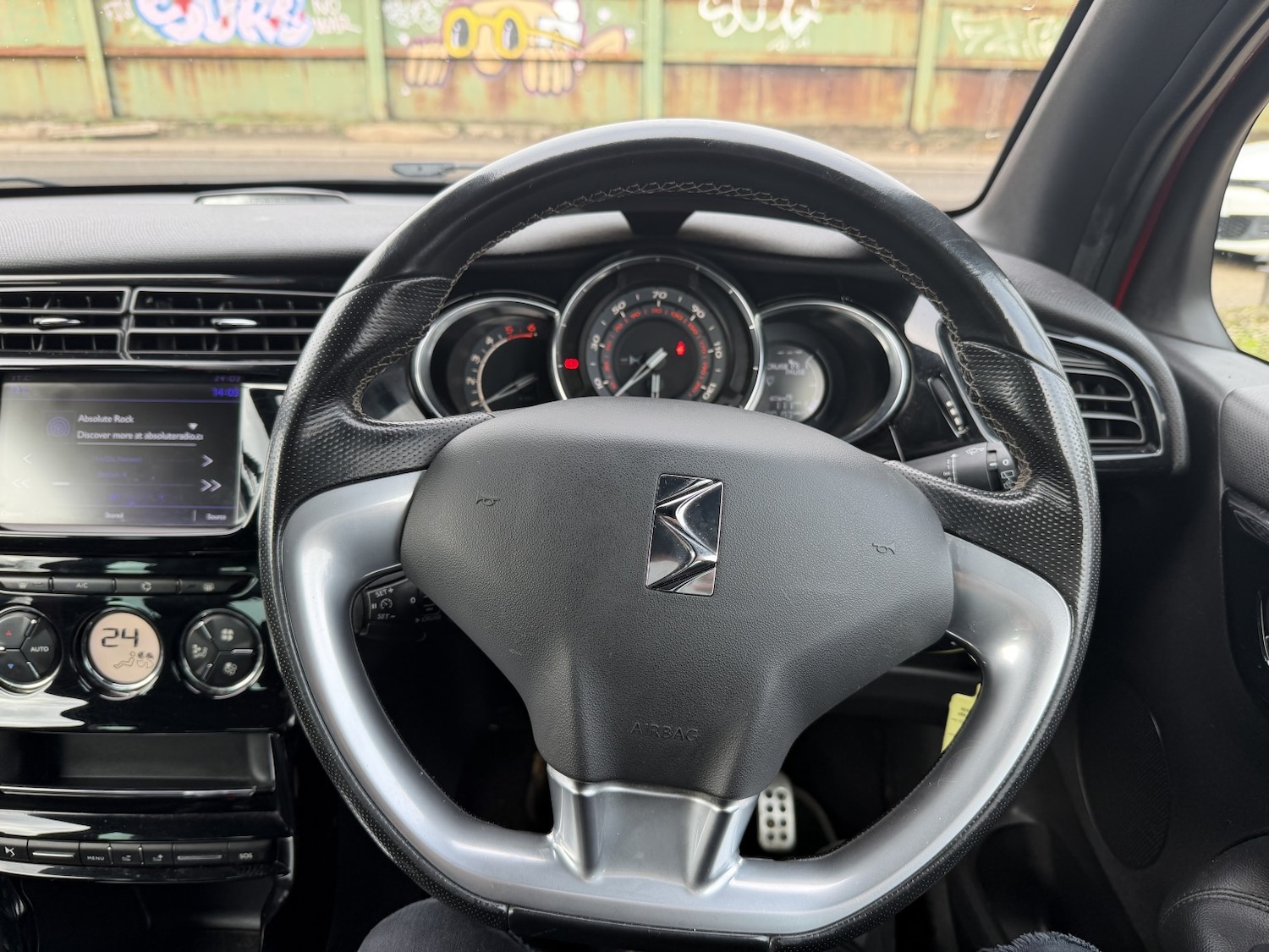 Used DS Automobiles DS 3 2016 for sale - 77508463: Photo 10