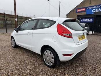 Used Ford Fiesta 2009 for sale - 76497586: Photo