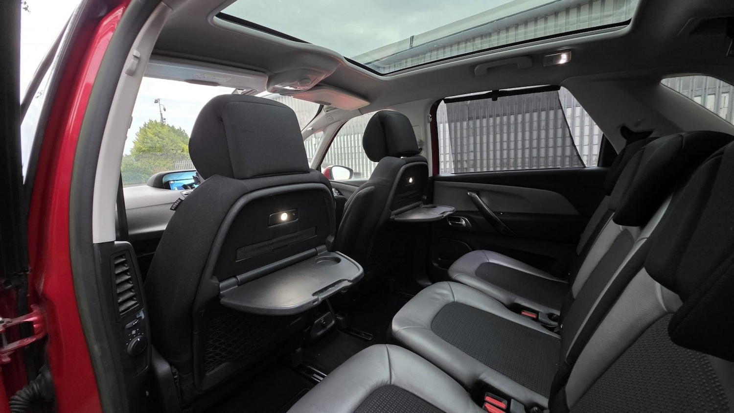 Used Citroen C4 Picasso 2014 for sale - 77494817: Photo 9